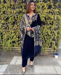 Stylish Women Kurta Pant Set